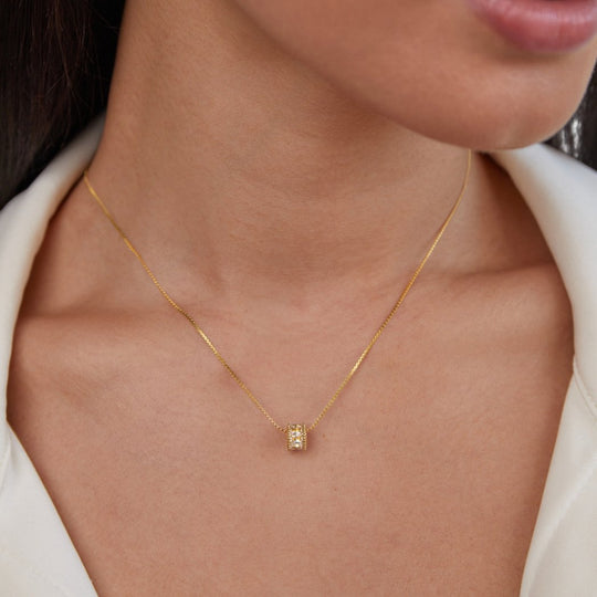 Gigi kristal hálsmen
