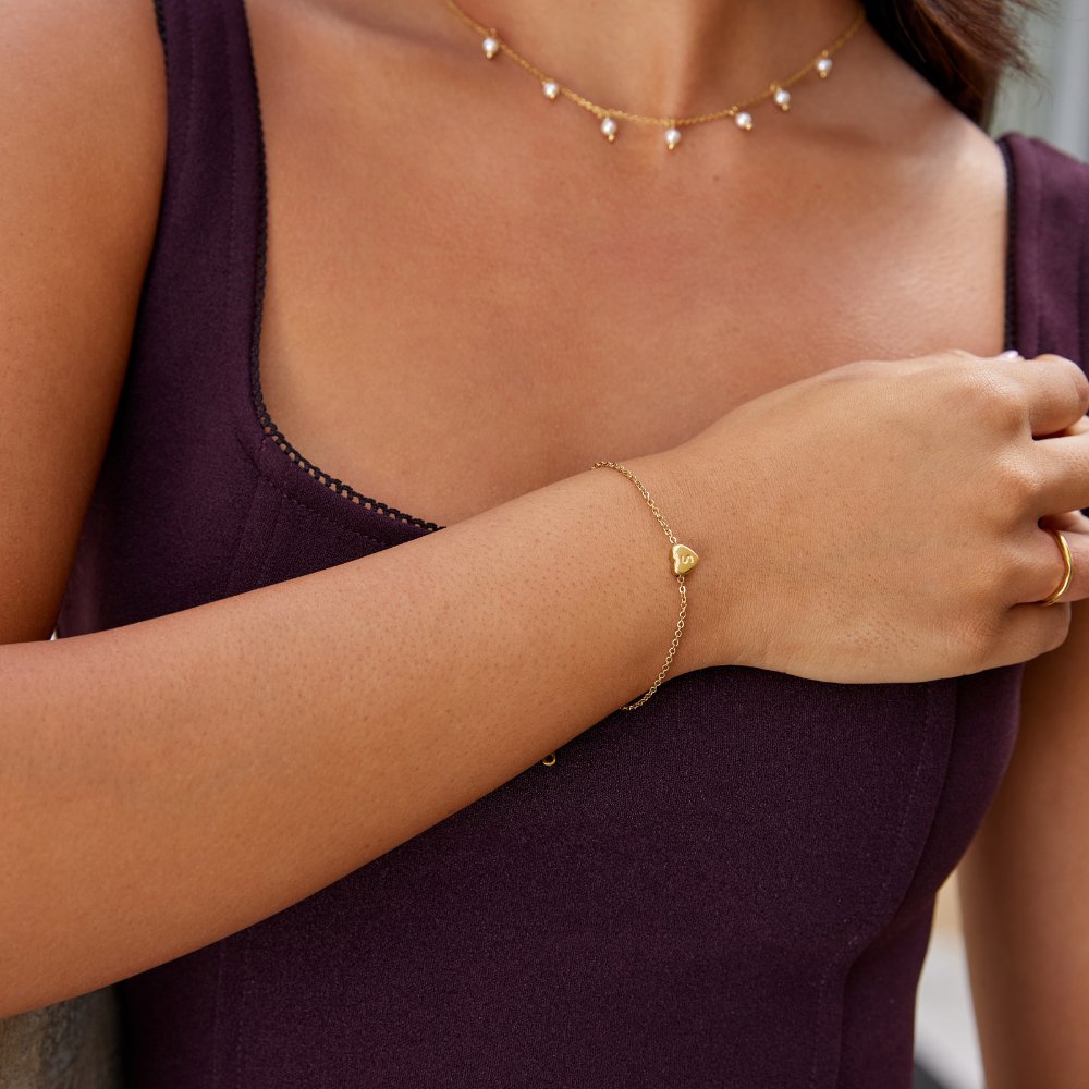 Hjartalaga armband með bókstöfum