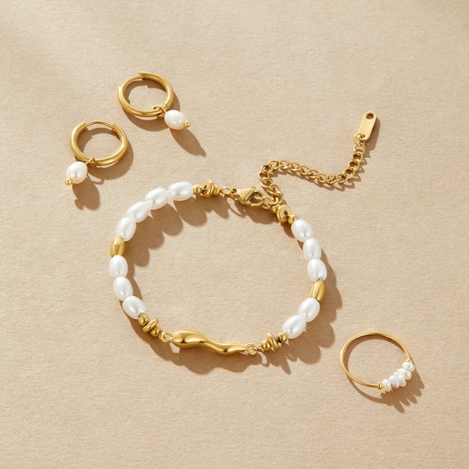 Lovina ferskvatnsperluarmband
